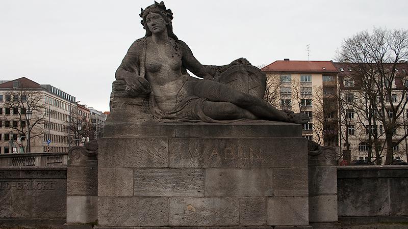 Symbol für "Schwaben" an der Luitpoldbrücke